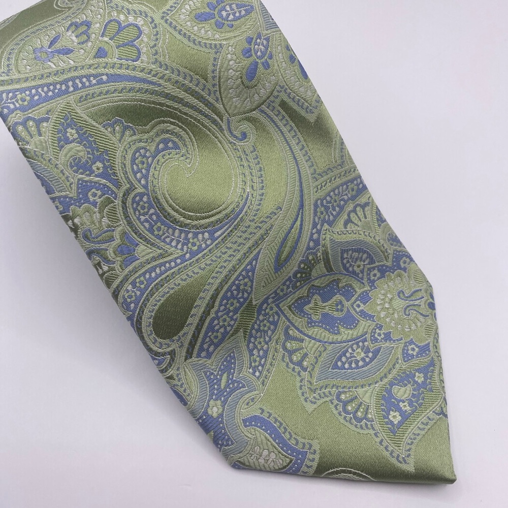 Neiman Marcus Olive and Blue Paisley Tie